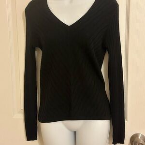 Banana Republic Extra Fine Italian Merino V-Neck Sweater